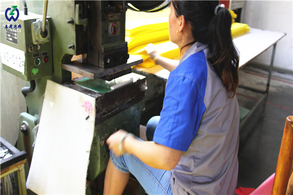 五周泡綿|泡綿內(nèi)襯找五周，解決你的“后顧之憂(yōu)”