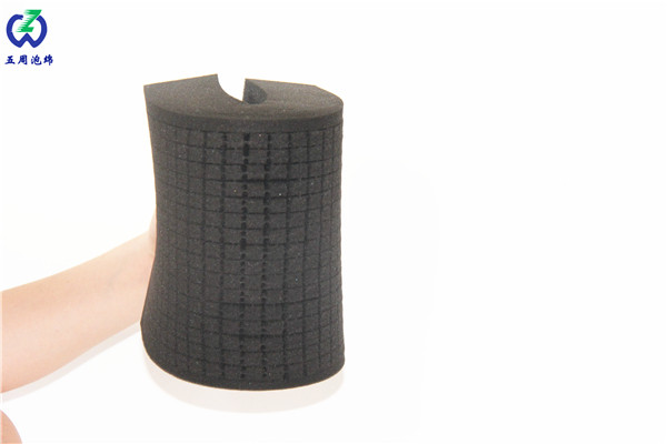 海綿內襯在汽車行業(yè)中的應用