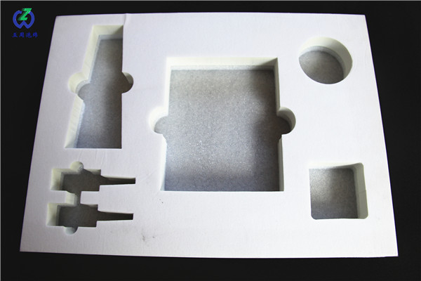 你的禮品內(nèi)襯已備好，請查收