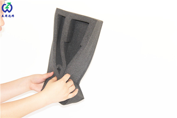 小知識(shí)：海綿為什么會(huì)吸水？