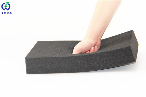 海綿變形和密度有關(guān)嗎？