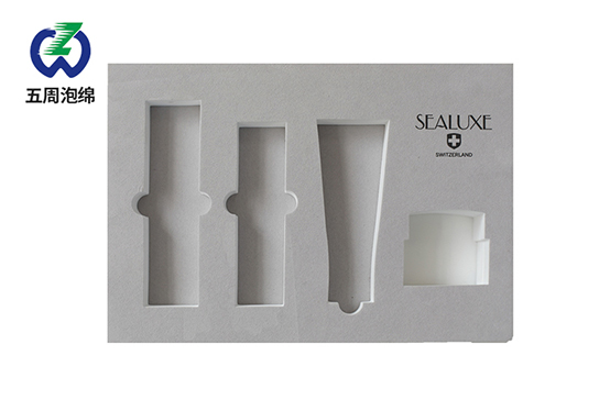 關(guān)于化妝品內(nèi)襯定做的第一步驟是什么？