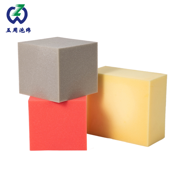 游樂(lè)場(chǎng)選購(gòu)彩色的海綿塊時(shí)需要注意什么？