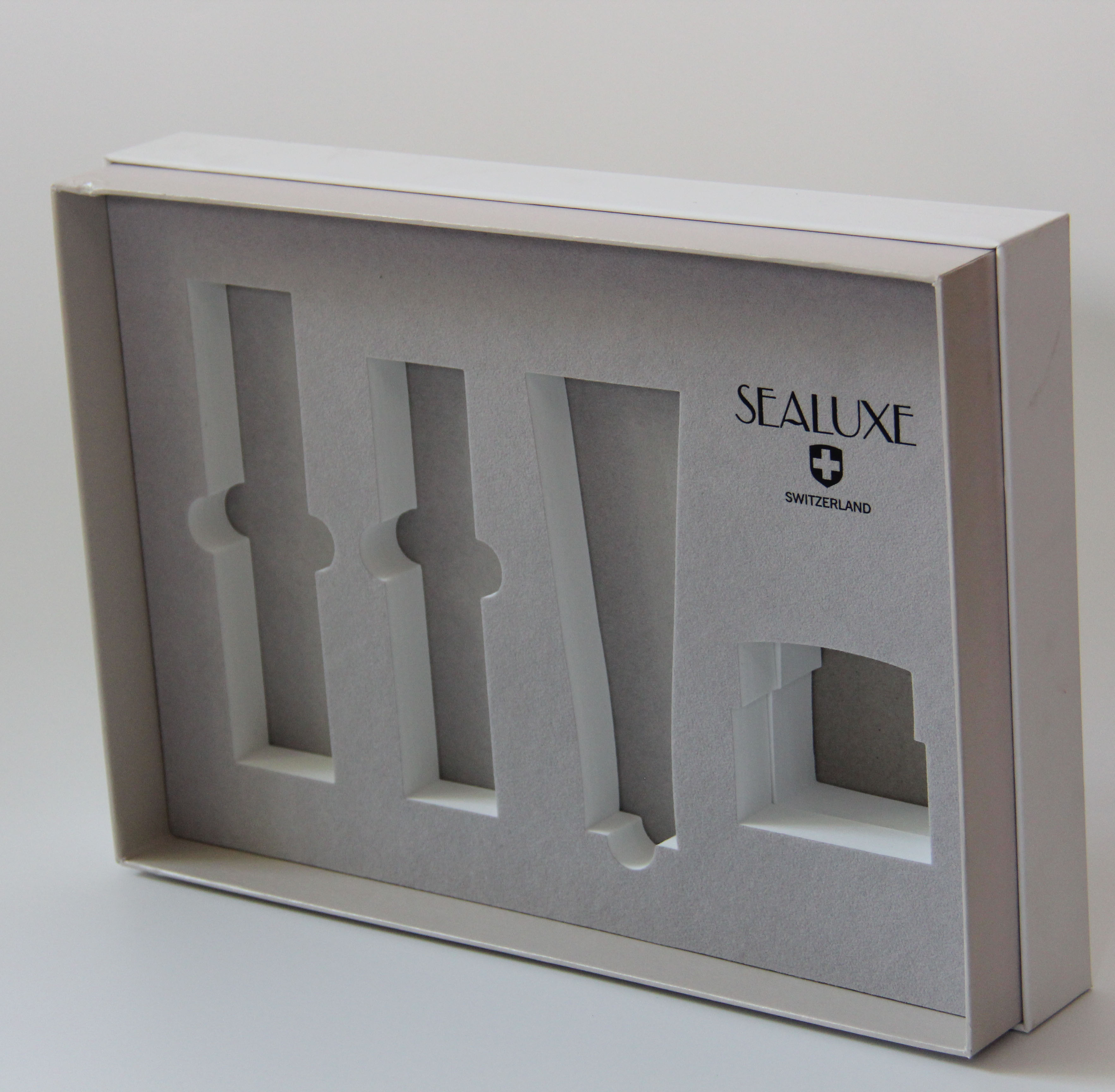 EVA泡綿內(nèi)襯定制：如何提高化妝品禮盒包裝檔次？