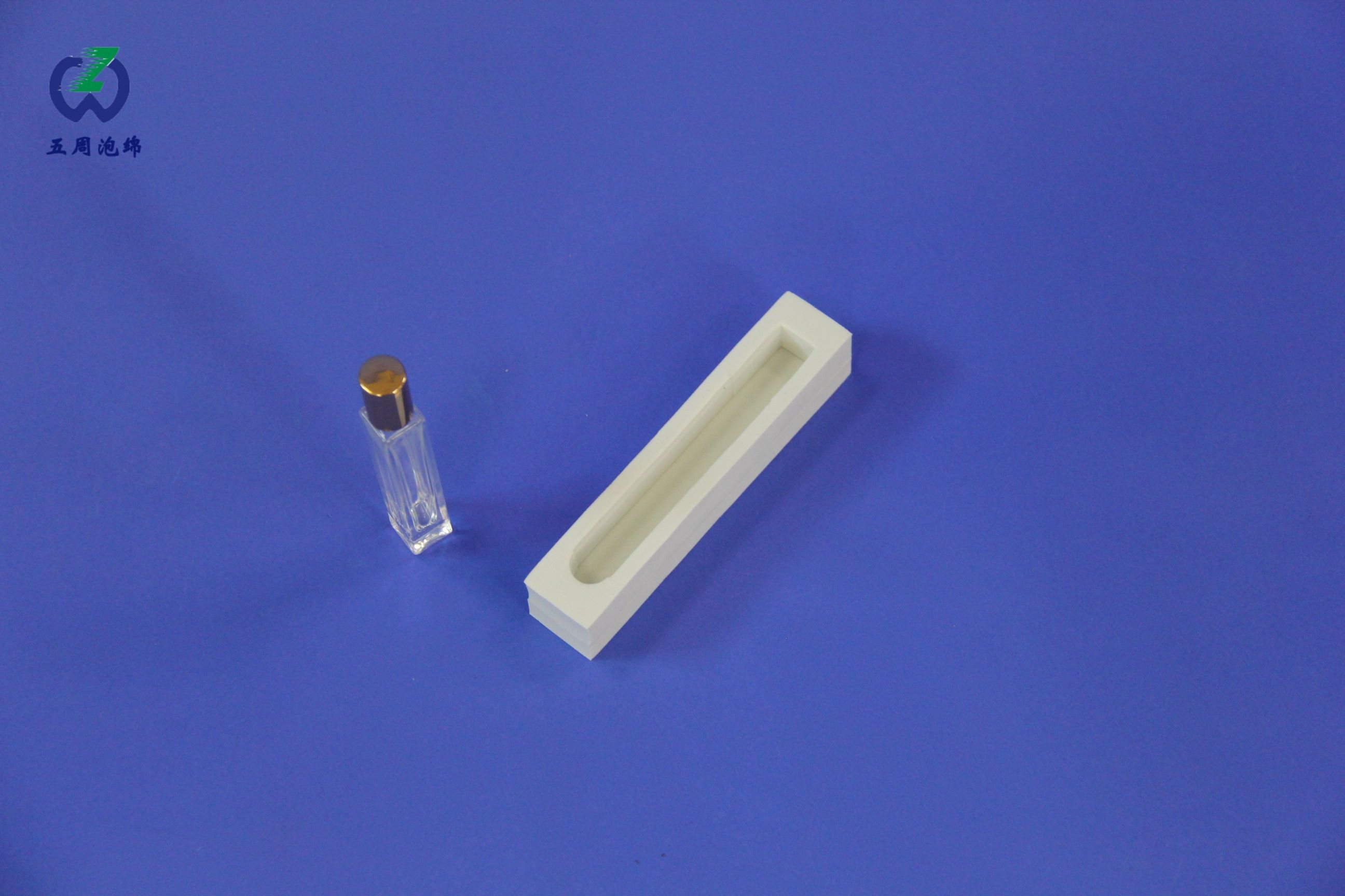 你的精油瓶易碎易晃動(dòng)？EVA泡棉定制內(nèi)襯能避免哪些風(fēng)險(xiǎn)？